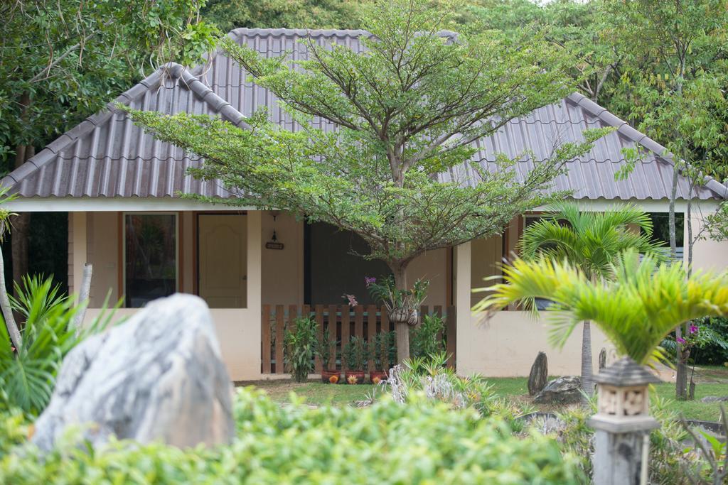 Dusit Talai Resort Nong Nam Daeng Εξωτερικό φωτογραφία